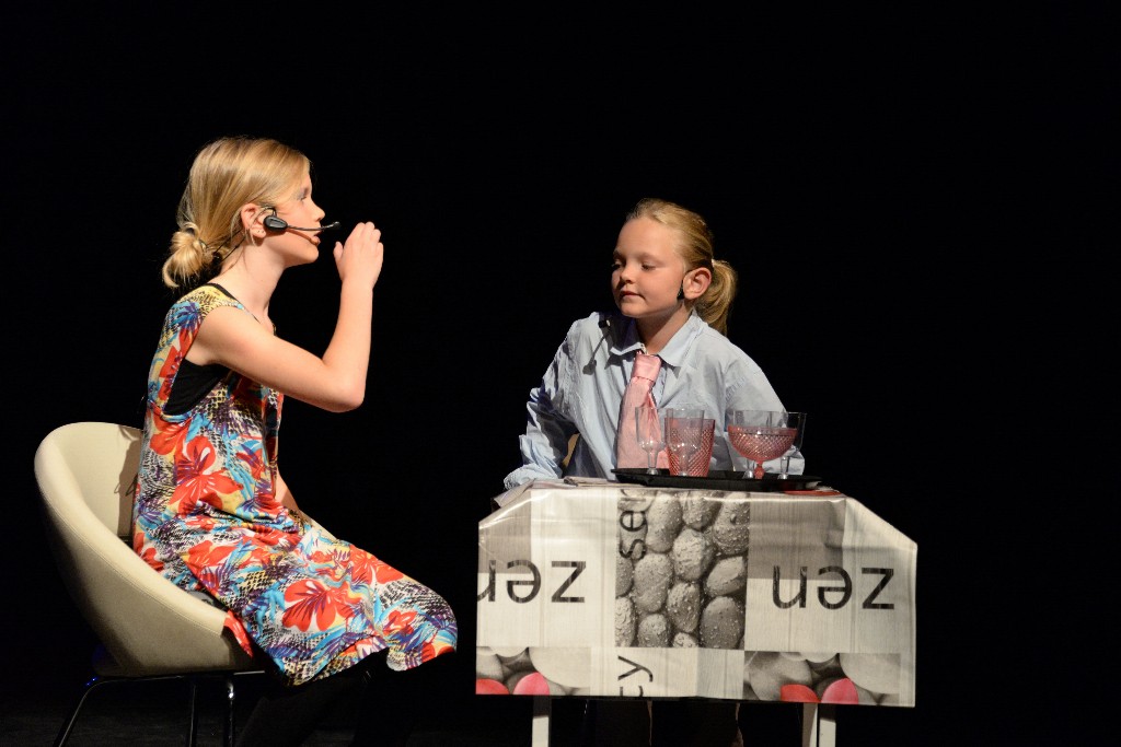 ../Images/Musical Nanny de Vries 151.jpg